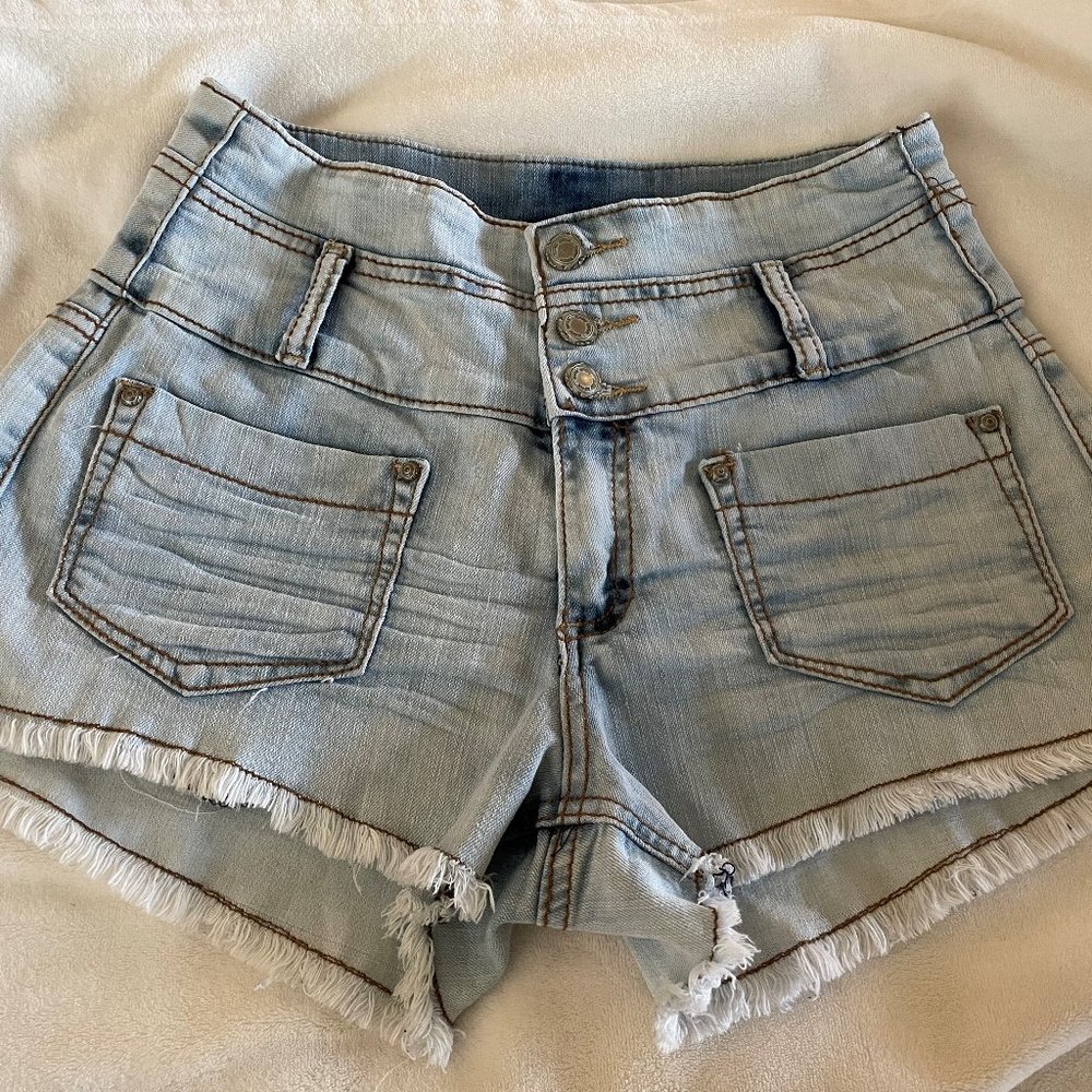 Almost Famous Jean shorts size 9
